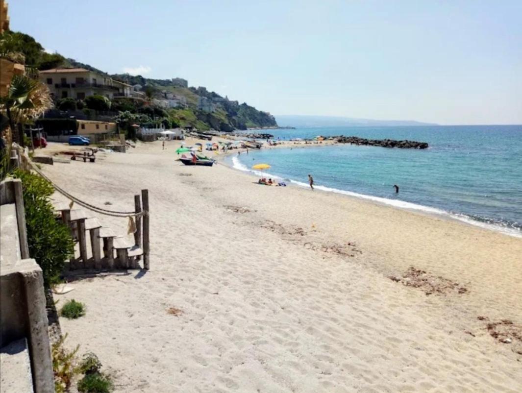 Casa Di Giorgio-Fronte Spiaggia Пиццо Экстерьер фото